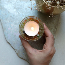 Load image into Gallery viewer, Corals & Oysters - Votive (small)