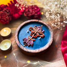 Load image into Gallery viewer, Rangoli - Decorative Scented Soy Candle In Wood Jar