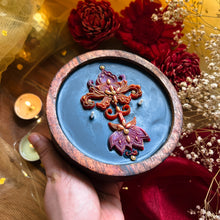 Load image into Gallery viewer, Rangoli - Decorative Scented Soy Candle In Wood Jar
