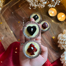 Load image into Gallery viewer, Paan Chidii - Glass Suits Tea-light Candles (Set of 4)