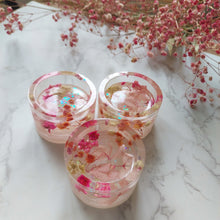 Load image into Gallery viewer, Coral Floral Tea Light Votive Set