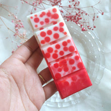 Load image into Gallery viewer, Ooo LA La! - Snap Bar Soy wax Melts