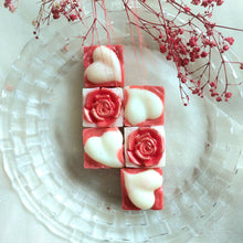 Load image into Gallery viewer, Sweet Snuggles! - Soy Wax Melts