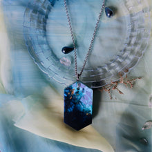 Load image into Gallery viewer, Coastal Scents - Two-way Statement Pendant Necklace