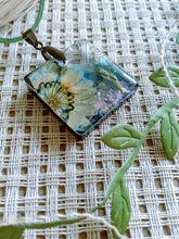 Load image into Gallery viewer, Bonded in Time - Flower & Spice Collection