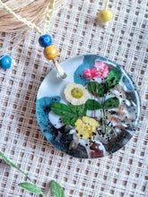 Load image into Gallery viewer, Strolling Through the Lush Meadows - Flower & Spice Collection