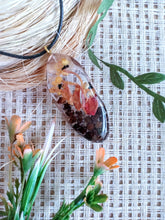 Load image into Gallery viewer, A Lingering Essence  - Flower & Spice Collection