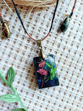 Load image into Gallery viewer, A Tale in Time - Flower & Spice Collection