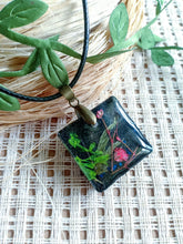 Load image into Gallery viewer, A Moment Unfurled - Flower & Spice Collection