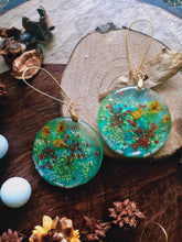 Load image into Gallery viewer, Misty Mornings, Dried Flower Earrings -  Spring Fiesta Reloaded