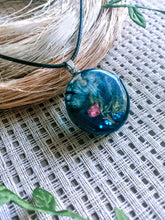 Load image into Gallery viewer, A Blink in Time  - Flower & Spice Collection