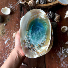 Load image into Gallery viewer, MOP Ocean Decor (Medium)