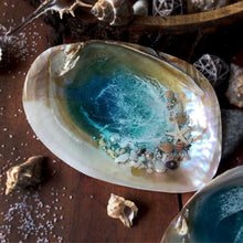 Load image into Gallery viewer, MOP Ocean Decor (Medium)