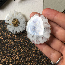 Load image into Gallery viewer, Carnation - Magnet Pin Pair