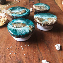 Load image into Gallery viewer, High Seas 4 Phone-grip