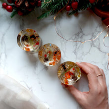 Load image into Gallery viewer, Vermillion Berry Tea Light Votive Set