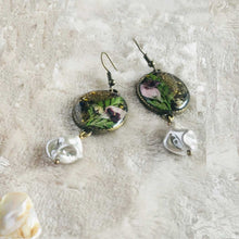 Load image into Gallery viewer, Pearl Drop - Earrings, Vintage Archives Collection