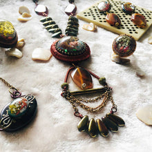 Load image into Gallery viewer, Russet Rondelle - Statement Haar Necklace, Vintage Archives Collection