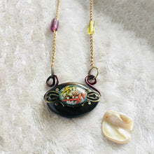 Load image into Gallery viewer, Gaze - Dainty Necklace, Vintage Archives Collection