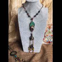 Load image into Gallery viewer, Crystal Belle - Necklace, Vintage Archives Collection