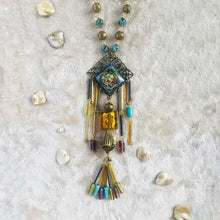 Load image into Gallery viewer, A Waltzing Belle - Statement Haar Necklace, Vintage Archives Collection