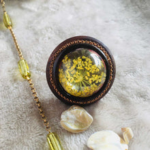 Load image into Gallery viewer, Beaming Gold - Statement Ring, Vintage Archives Collection