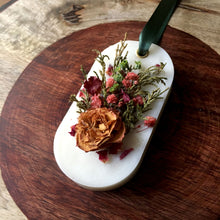 Load image into Gallery viewer, Rosette - Scented Soy Wax Sachet