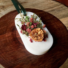 Load image into Gallery viewer, Rosette - Scented Soy Wax Sachet
