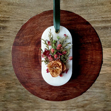 Load image into Gallery viewer, Rosette - Scented Soy Wax Sachet