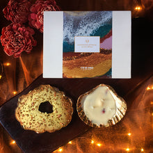 Load image into Gallery viewer, Shell'ebrate - Rose Soy Shell Candle Set Box