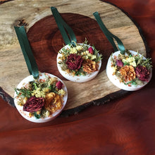 Load image into Gallery viewer, Rose Rondelle- Scented Soy Wax Sachet