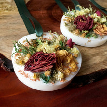 Load image into Gallery viewer, Rose Rondelle- Scented Soy Wax Sachet