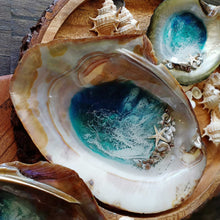 Load image into Gallery viewer, MOP Ocean Trinket Tray (Large)
