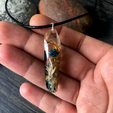 Load image into Gallery viewer, Wild Wanderings 5.0 - Unisex Abstract Pendant (92.5 Sterling Silver)