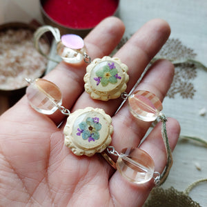 Neela Peela Sa - Sister Rakhi / Bracelet Style