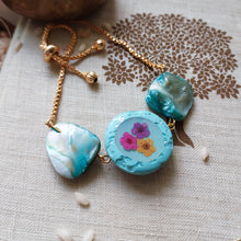 Load image into Gallery viewer, Kuch Asmaani Sa - Sister Rakhi / Bracelet Style