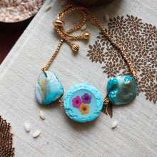 Load image into Gallery viewer, Kuch Asmaani Sa - Sister Rakhi / Bracelet Style