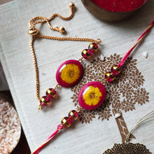 Load image into Gallery viewer, Laal Peela Sa - Bhai Rakhi / Thread Ties