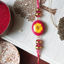 Load image into Gallery viewer, Laal Peela Sa - Bhai Rakhi / Thread Ties