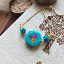 Load image into Gallery viewer, Rang Biranga Sa - Sister Rakhi / Bracelet Style