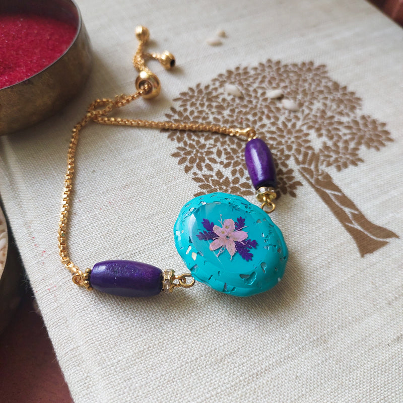 Neela Gulaabi Sa - Sister Rakhi / Bracelet Style