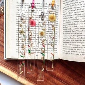 Little Pink Daisy Bookmark