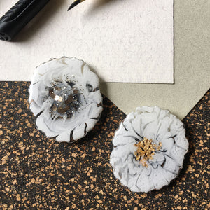 Chrysanthemum - Magnet Pin Pair