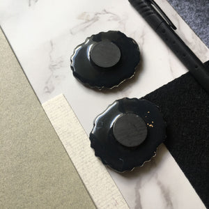 Pebble - Magnet Pin Pair