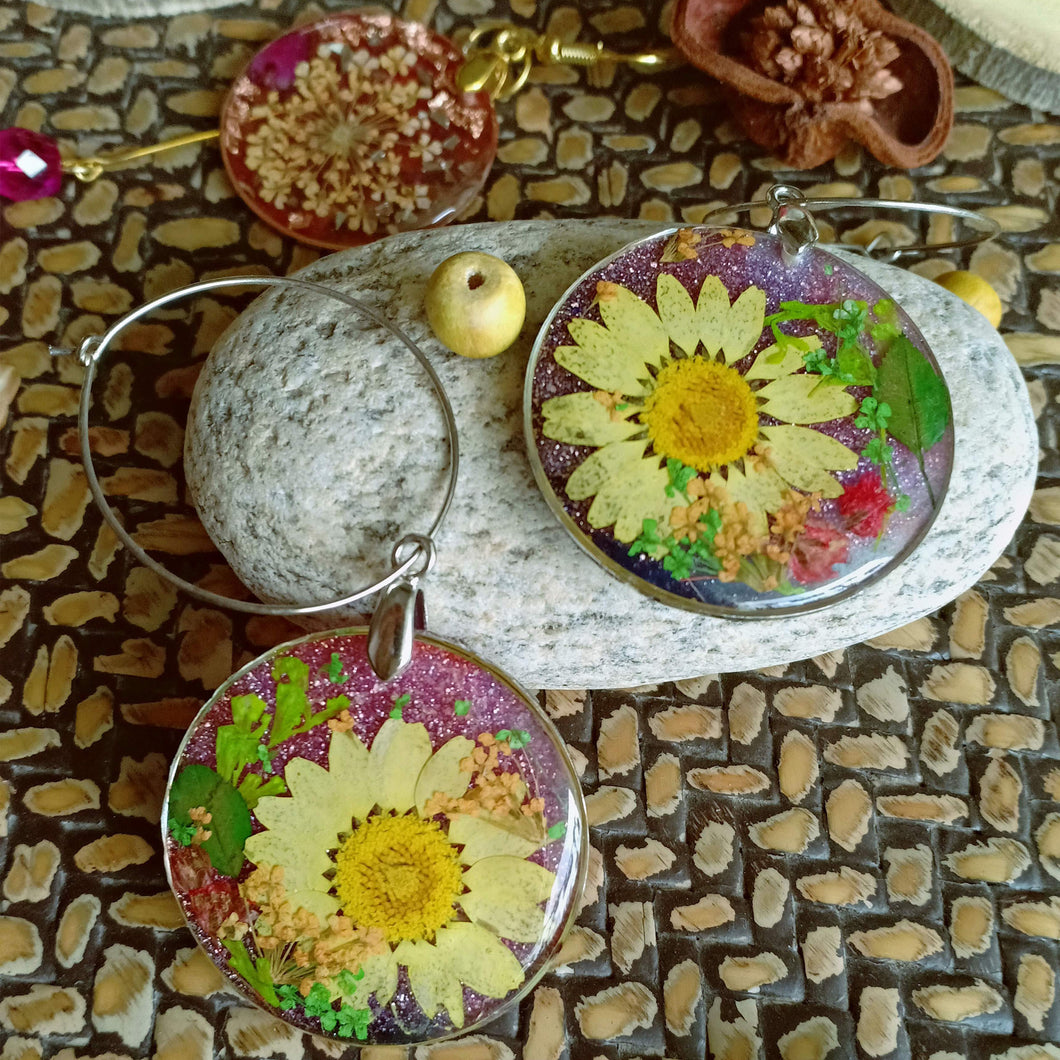 Sunshine Daisy, Dried Flower Earrings -  Spring Fiesta