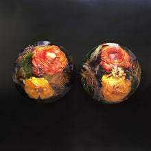 Load image into Gallery viewer, Wild Roses - Preserved Flower Paper Weight (Set of 1)